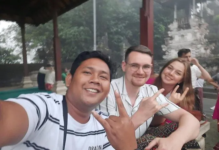 Botel Widia Bali Full Day Tour And Airport Transport *